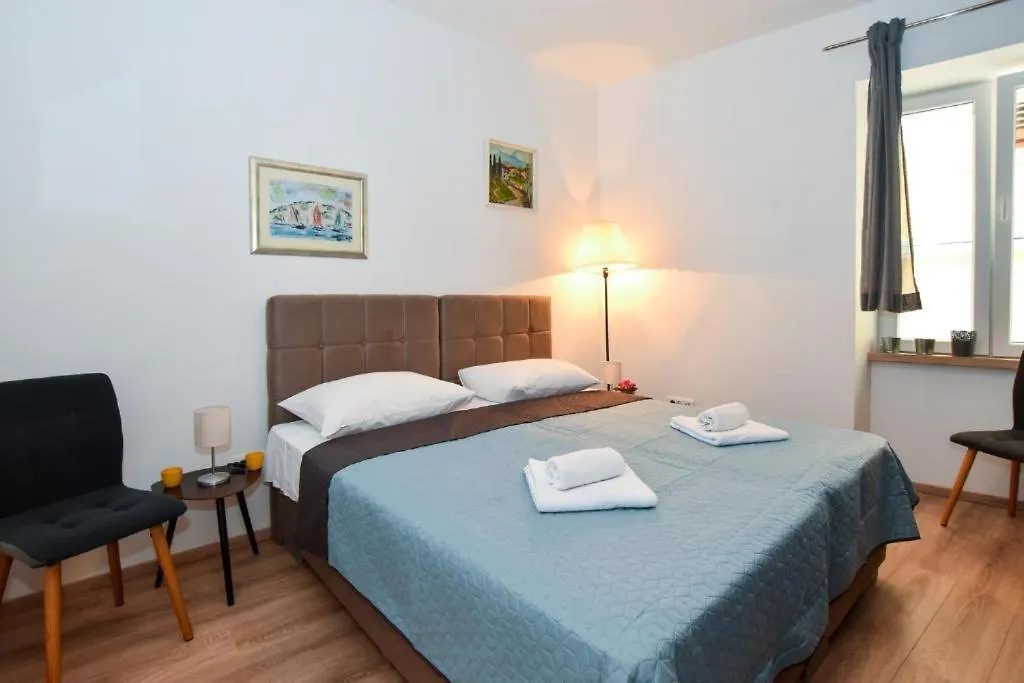 Pensjonat Rooms Patricija 2 Zadar