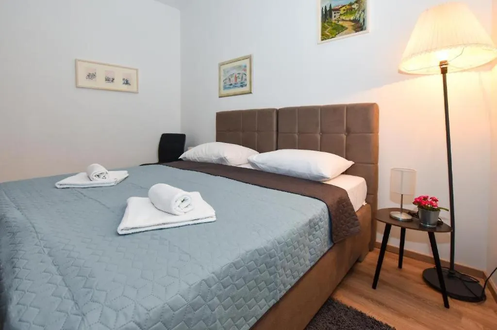 Rooms Patricija 2 Ζαντάρ