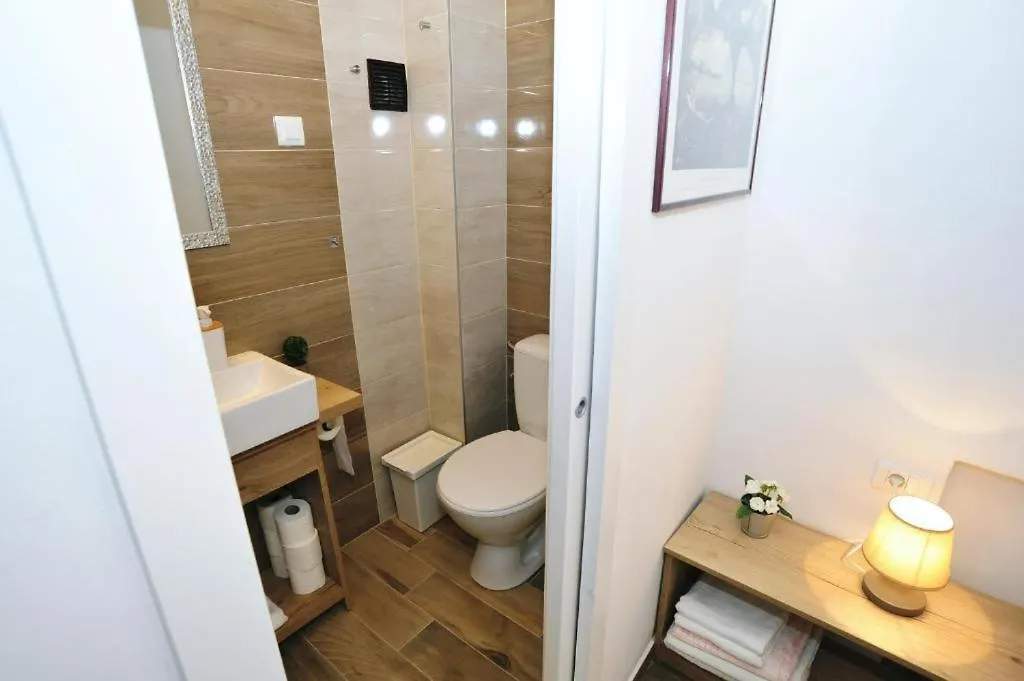 Pensión Rooms Patricija 2 Zadar Croacia